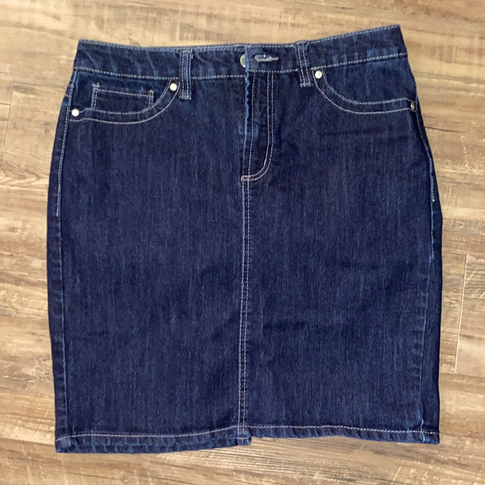 Nine West Jean dark denim pencil skirt size 10